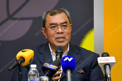 TAN SRI ASEH CHE MAT