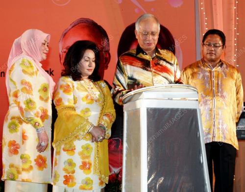 MOHD NAJIB TUN RAZAK