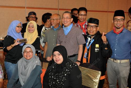 KL47_30102015_KKR