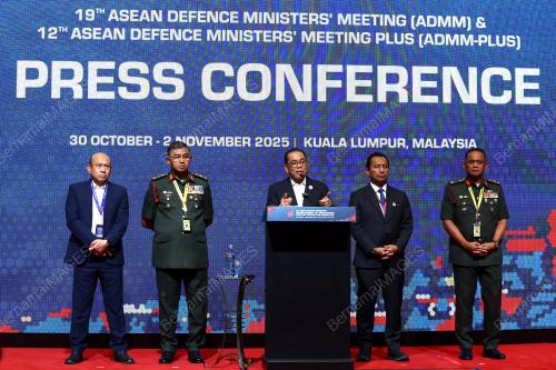 MESYUARAT MENTERI-MENTERI PERTAHANAN ASEAN KE19
