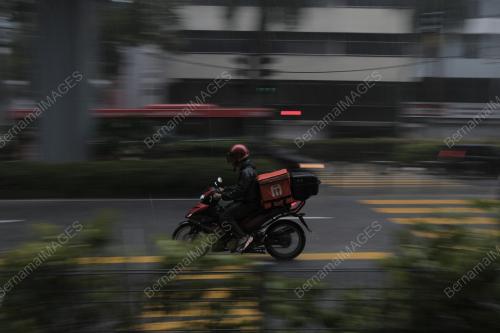 TINJAUAN HARI PEKERJA