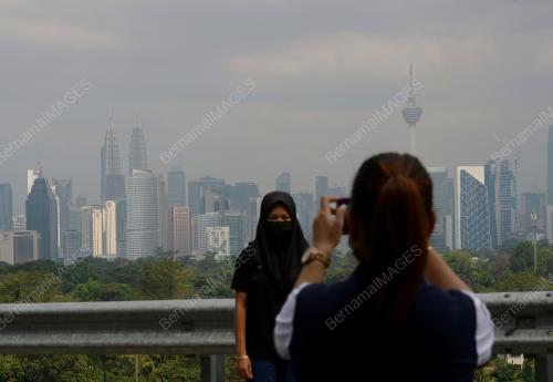 JEREBU PEMANDANGAN KUALA LUMPUR