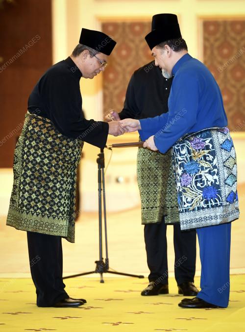 KL48_02072018_WATIKAH