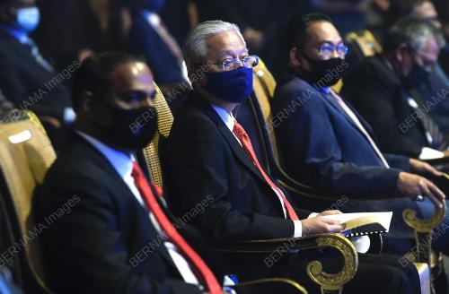 DATUK SERI ISMAIL SABRI YAAKOB
