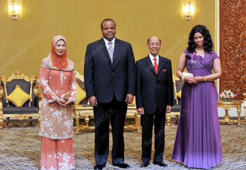 KL48_03072013_AGONG