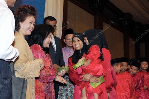 KL48_03092012_YAYASAN