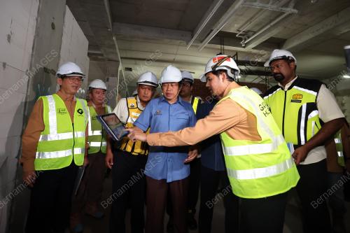 DATUK SERI AHMAD MASLAN