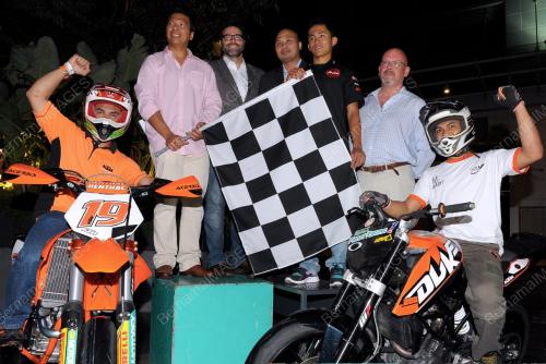 KL48_04092012_MOTO2