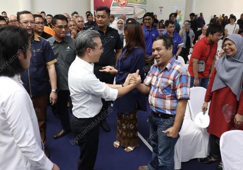FAHMI FADZIL
