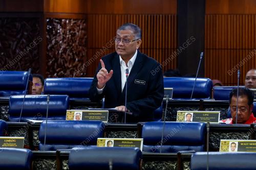 DATUK SERI DR SHAMSUL ANUAR NASARAH
