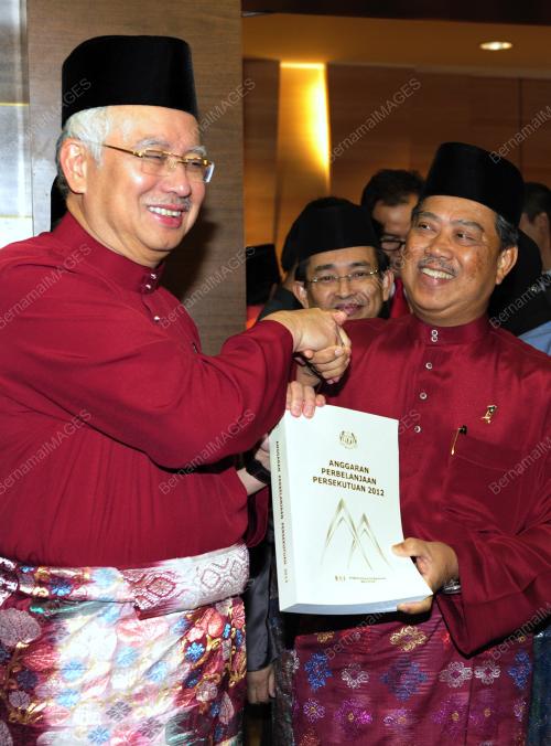 MOHD NAJIB TUN ABDUL RAZAK