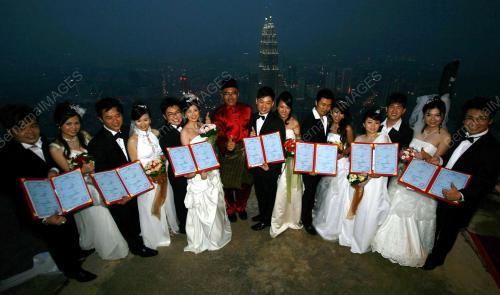 WEDDING MADE IN THE SKY