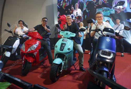 TENGKU DATUK SERI ZAFRUL TENGKU ABDUL AZIZ
