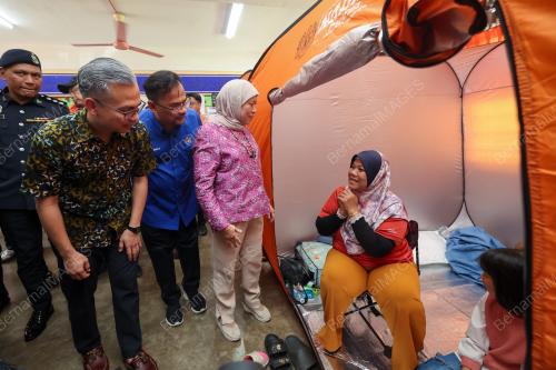 DATUK SERI NANCY SHUKRI