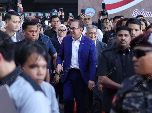 DATUK SERI ANWAR IBRAHIM