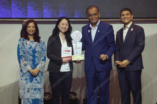 DATUK SERI DR DZULKEFLY AHMAD