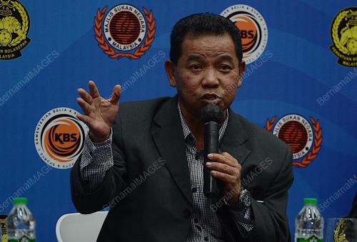 DATUK AHMAD SHAPAWI ISMAIL