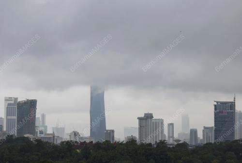 TINJAUAN CUACA HUJAN