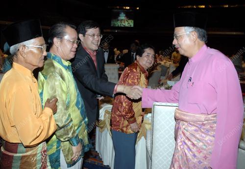 MOHD NAJIB TUN ABDUL RAZAK