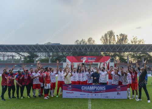 PERLAWANAN BOLA SEPAK AMAL MALAYSIA JEPUN ALL STAR
