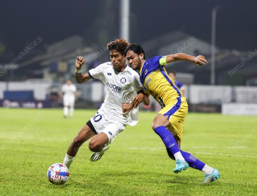 PDRM FC LAWAN MALAYSIAN UNIVERSITY