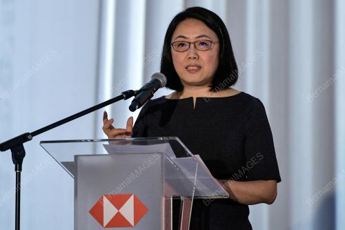 LAUNCH HSBC PREMIER