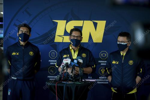 DATUK SERI AHMAD FAIZAL AZUMU