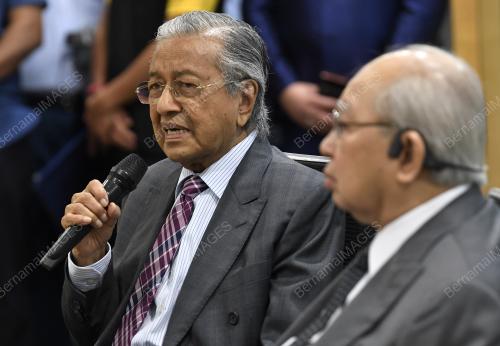 TUN DR MAHATHIR MOHAMAD