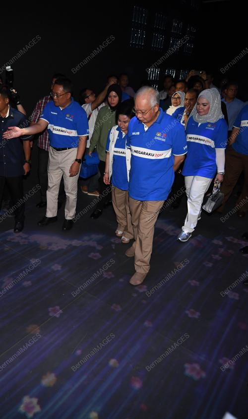 KL48_15112017_PM_BN201711141388