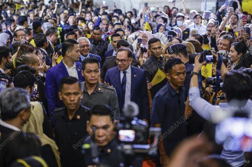 DATUK SERI ANWAR IBRAHIM