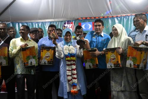 KL48_19102019_DEEPAVALI_BN20191019491