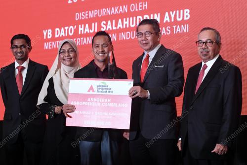 KL48_20092018_SLAHUDDIN_BN201809198414