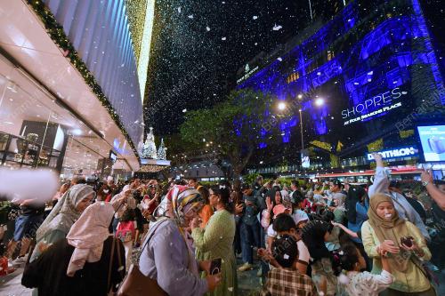 TINJAUAN PERSIAPAN HARI NATAL