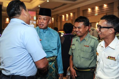 KL48_21072017_ATM_RAYA