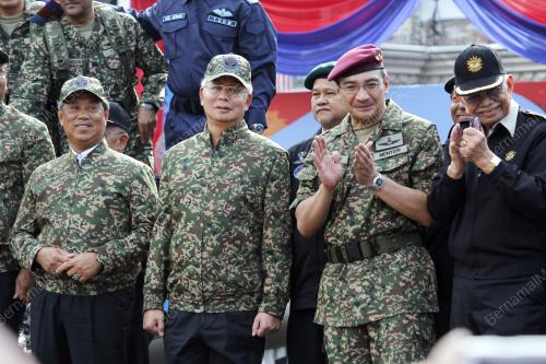 KL48_21092013_PERARAKAN_RAKSASA_ATM