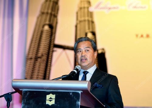 TAN SRI MUHYIDDIN YASSIN