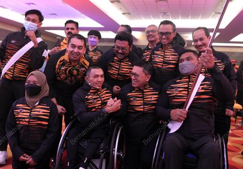 DATUK SERI TI LIAN KER