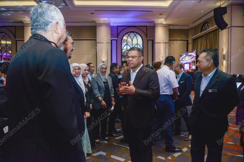 DATUK SERI SAIFUDDIN NASUTION ISMAIL