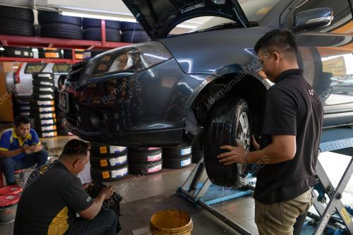 SERVIS KERETA SEMPENA HARI RAYA