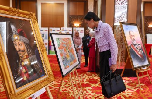 TAN SRI JOHARI ABDUL