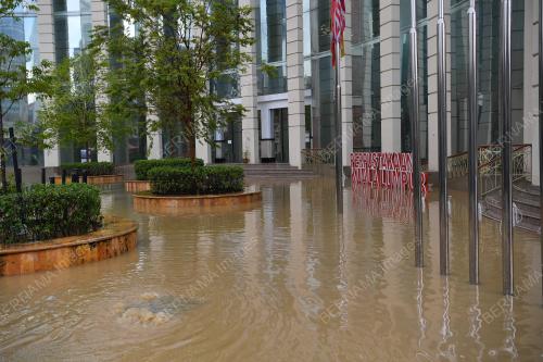 TINJAUAN BANJIR KILAT