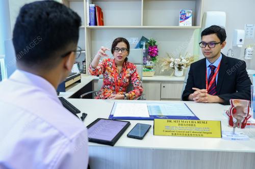 DR SITI MAYUHA RUSLI