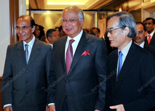 KL48_28052012_ISIS