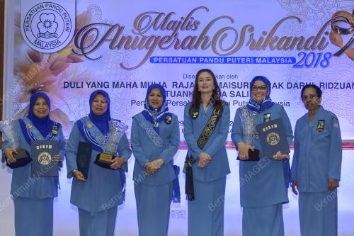 KL48_29092018_TUANKU_BN201809289303