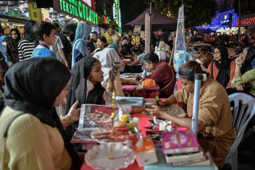 JALAN TAR MALAM AIDILFITIRI