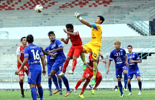 KL48_31072015_BOLA