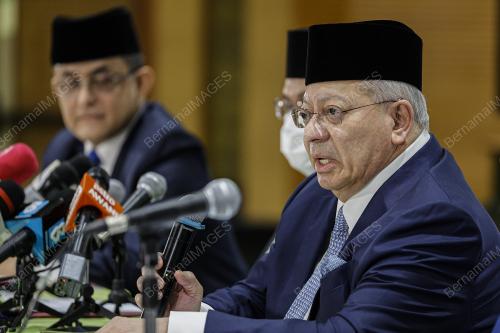 TAN SRI ABDUL RASHID HUSSAIN