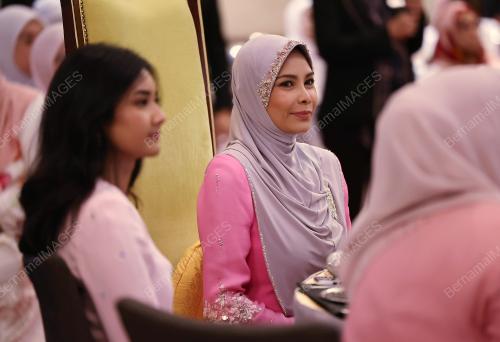 SULTANAH NUR ZAHIRAH
