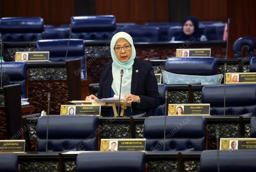 DR ZALIHA MUSTAFA