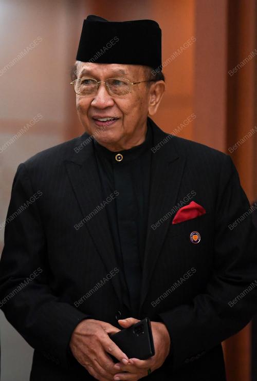 TAN SRI DR RAIS YATIM